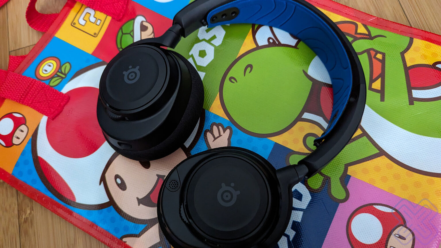 SteelSeries Arctis Nova 7P Wireless Headset SteelSeries Arctis Nova 7P Wireless Headset