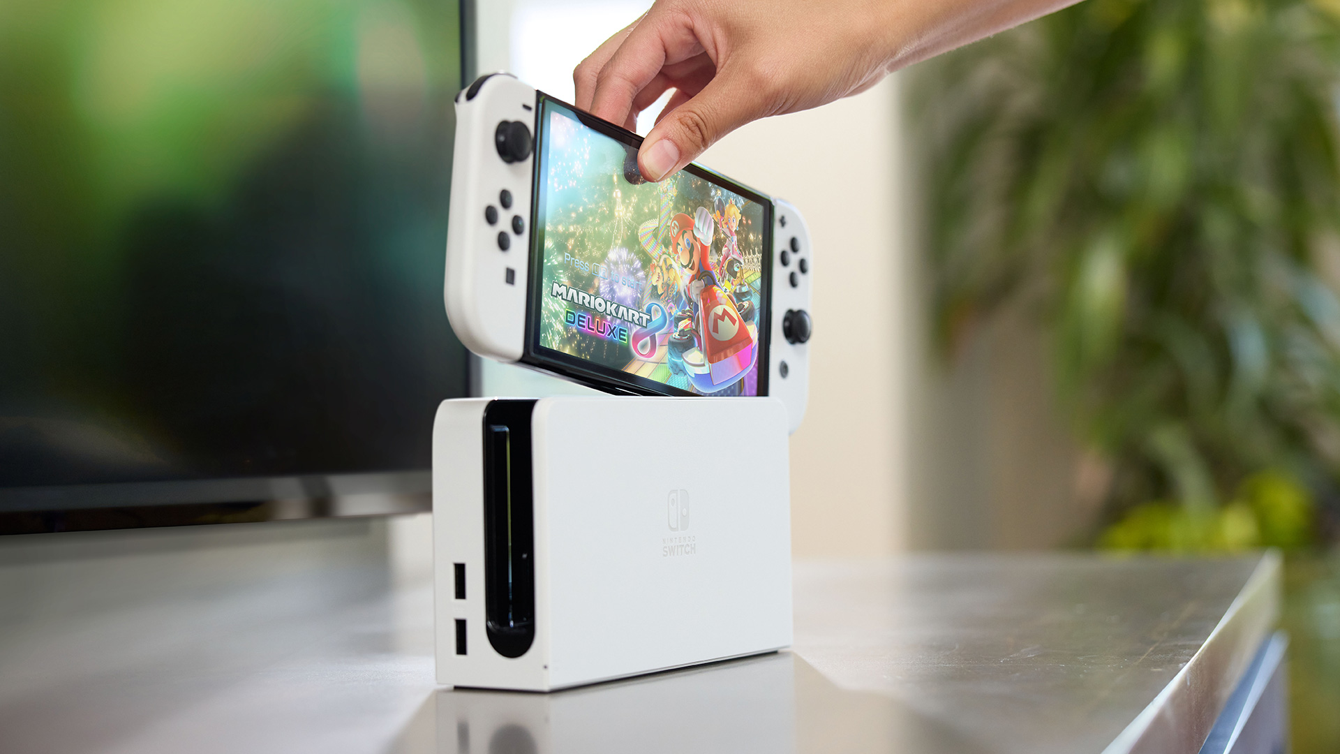 Nintendo has announced the Switch has reached 141.32 million units sold