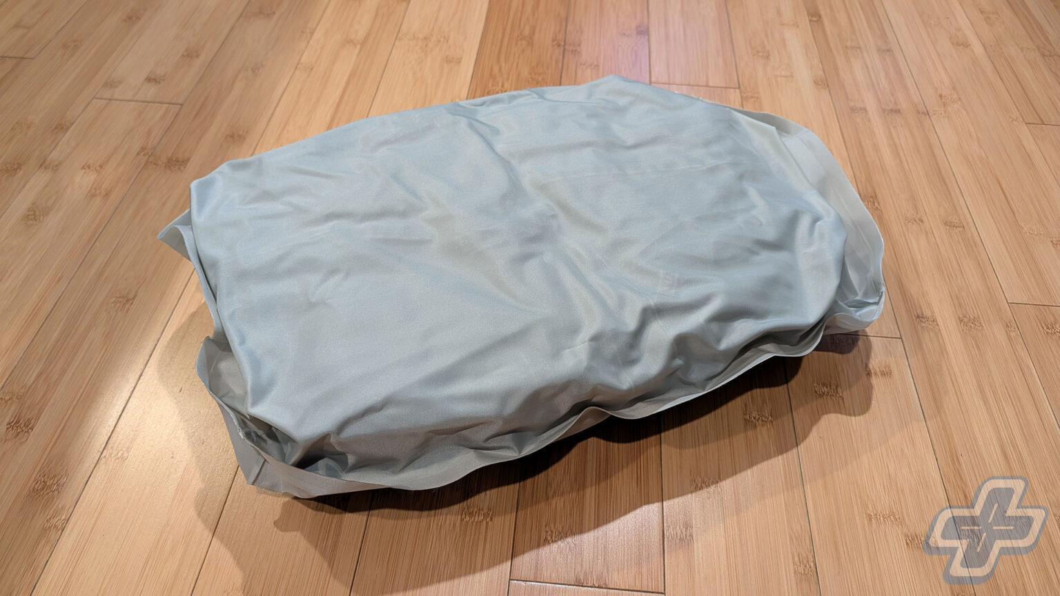 Ekster TravelPack Vacuum Kit Review Gallery | Image: Jason Siu / FullCleared