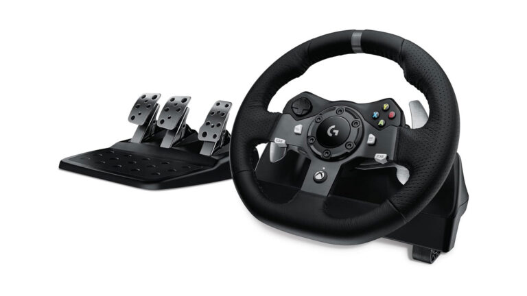 The Logitech G920 Driving Force is compatible with XBOX Series X|S, XBOX One, PC, and Mac | Image: Logitech