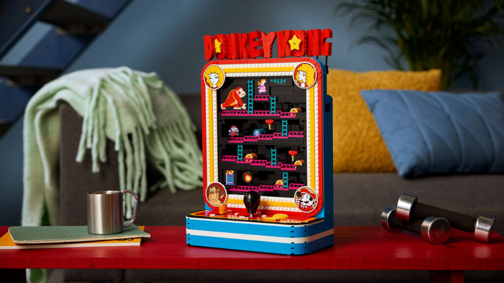 The Donkey Kong Arcade set brings the 1981 cabinet to shelves in brick form | Image: LEGO